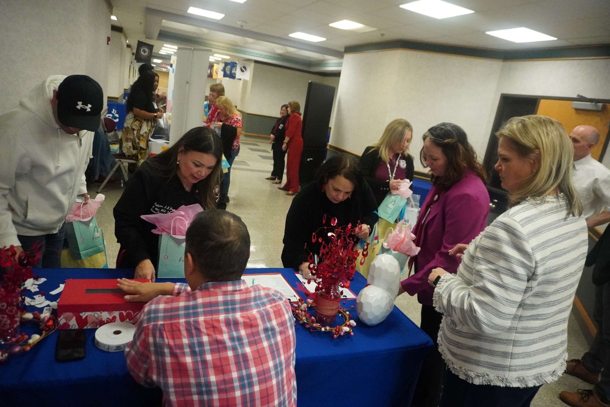 ESC Region 2 tweet media