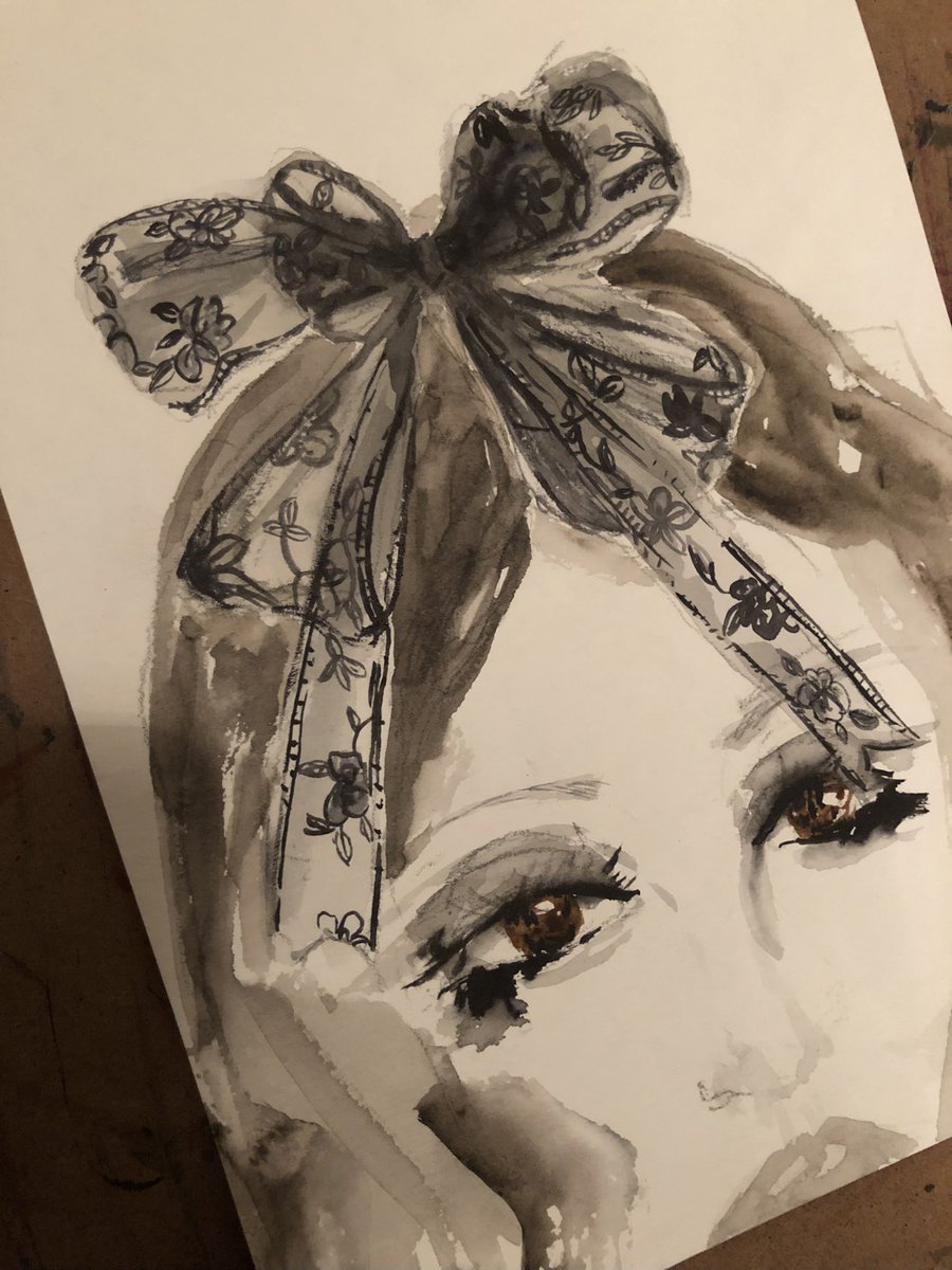 GrischenHelen's tweet photo. bow 
#WatercolorArt https://t.co/KV5GYw0x7m