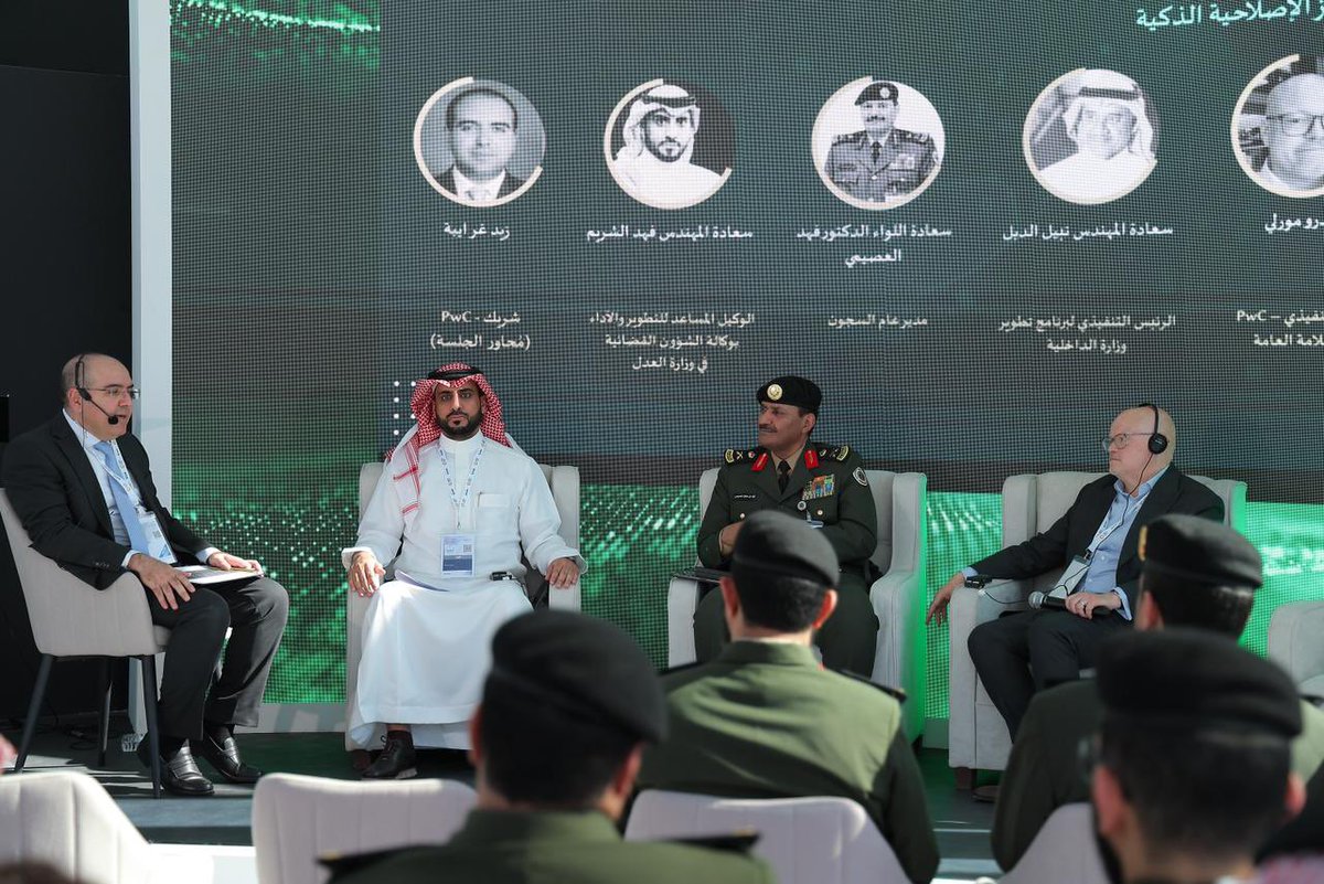 pgd_KSA's tweet image. 📸| جانب من مشاركة اللواء الدكتور فهد العصيمي بورقة عمل ضمن الجلسات الحوارية لوزارة #الداخلية_في_معرض_الدفاع_العالمي.
#WDS2026