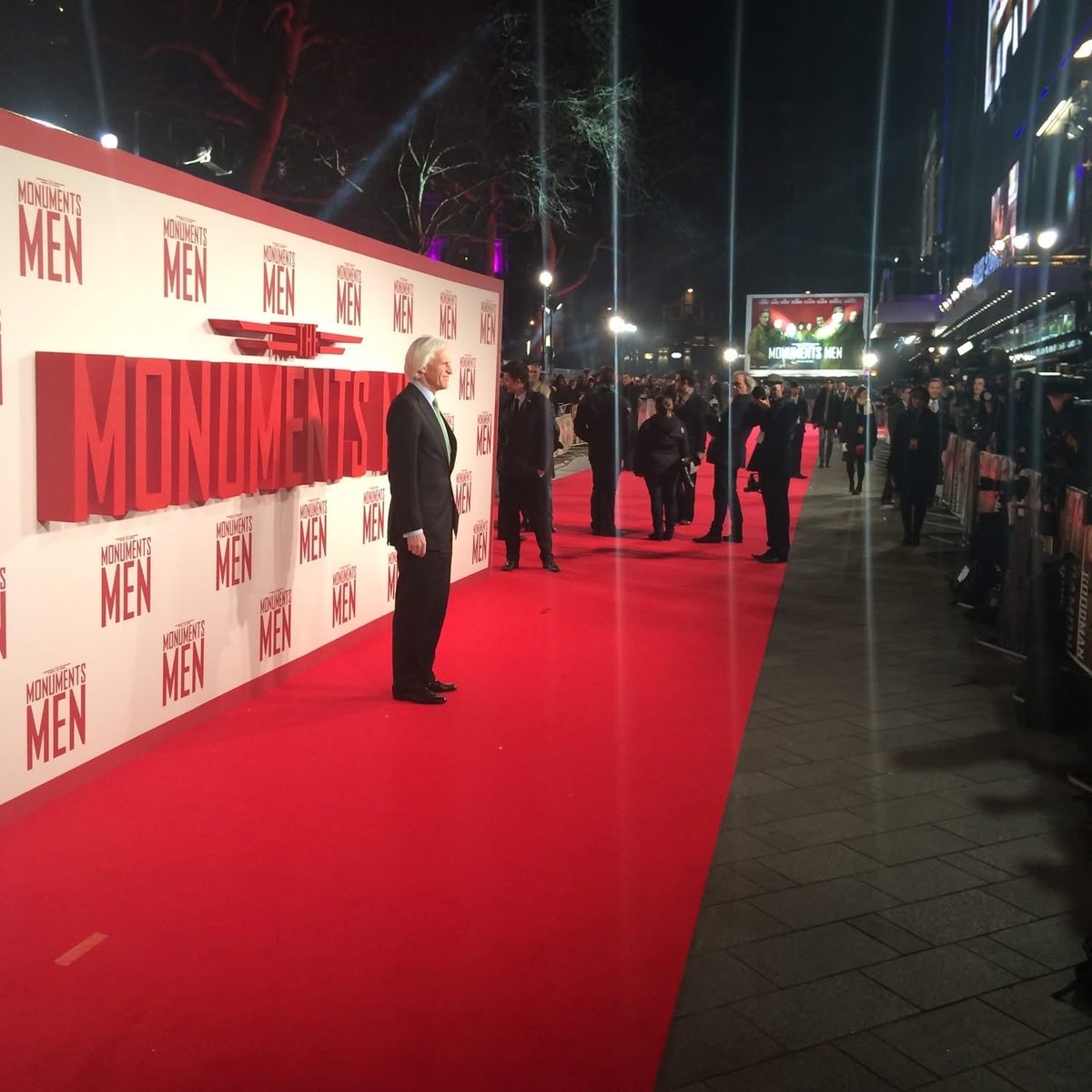 Robert M. Edsel tweet media