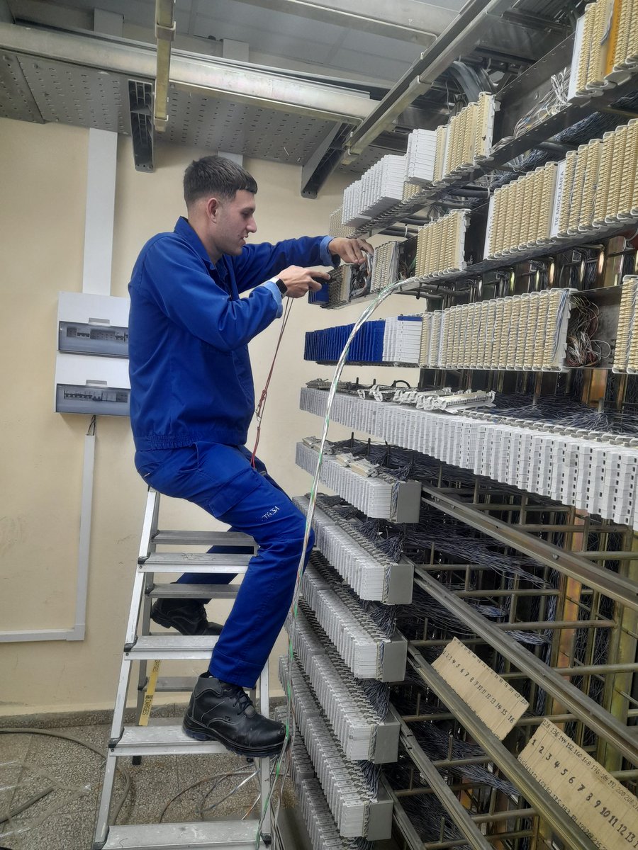 Se realizan labores de ampliación de  Servicios Nauta Hogar en #CT_Manati 
#EtecsaConCuba