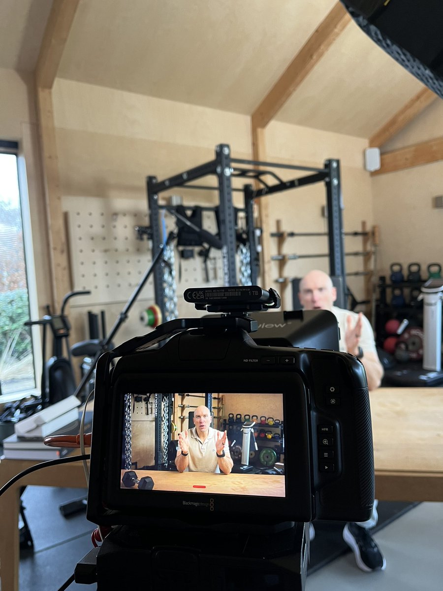 djack_littel's tweet image. Working form dusk till dawn for humanity! 😅🙌

I work from 6 to 6

And sleep from 9 to 5 

Let’s go!! 

#nextlevelhuman