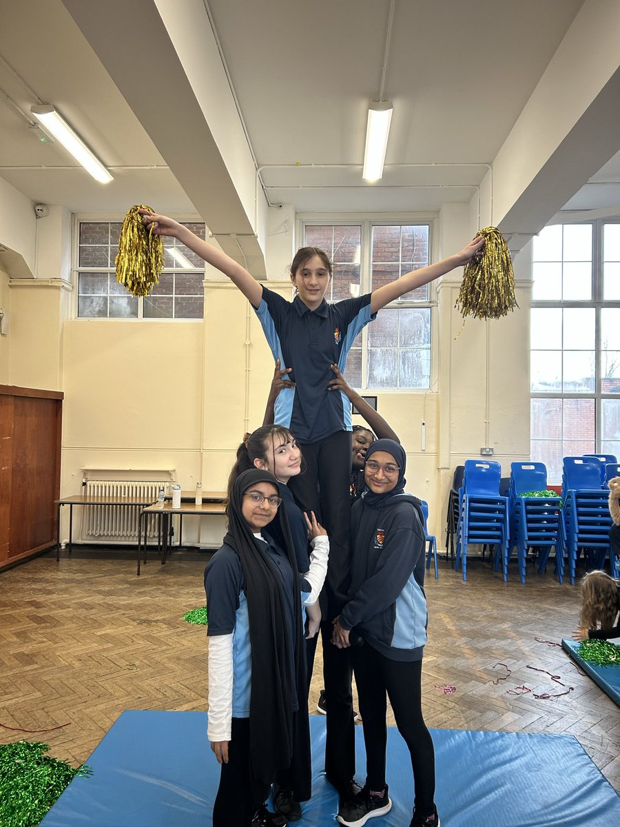 Miss Z Goharnejad tweet media