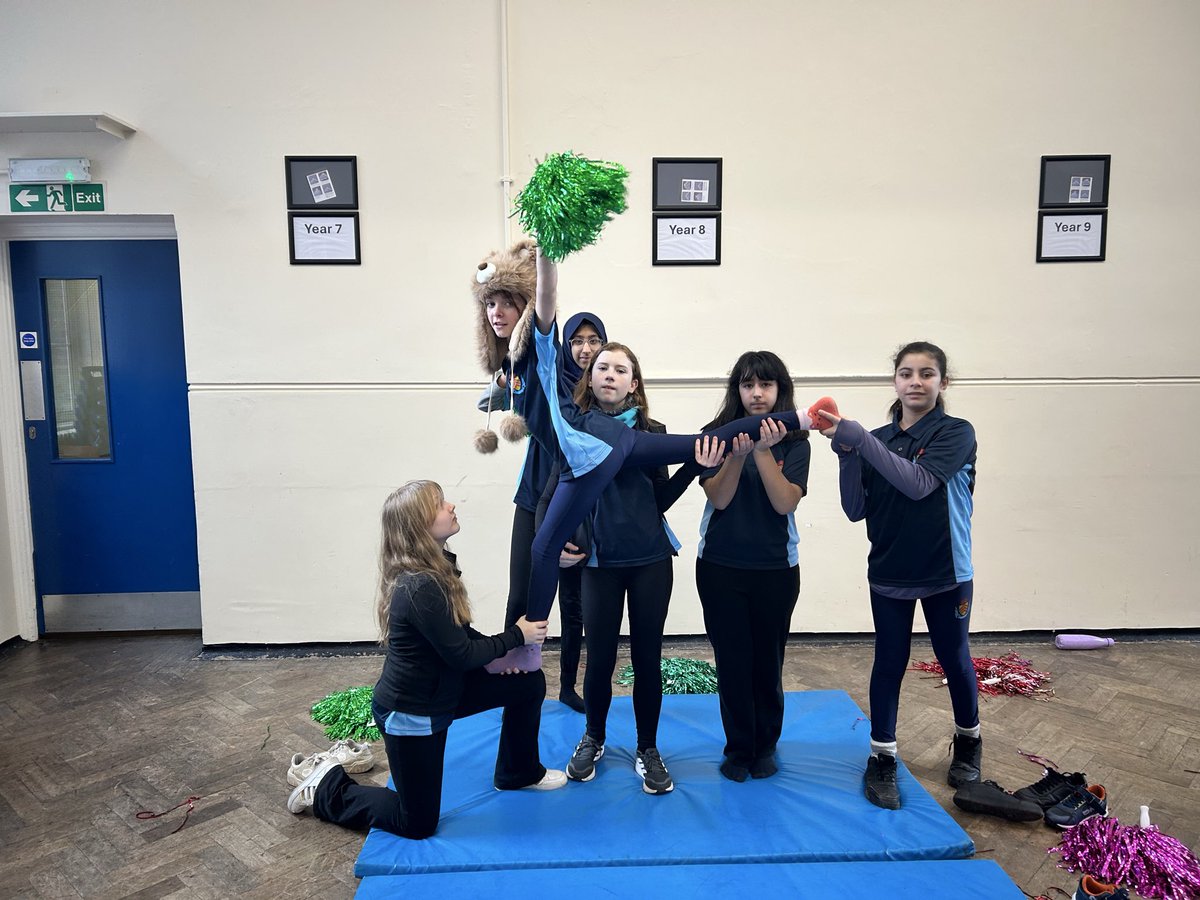 Miss Z Goharnejad tweet media