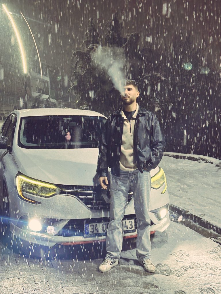 Şuraya kendimi brakıyorum sadece kendimi..