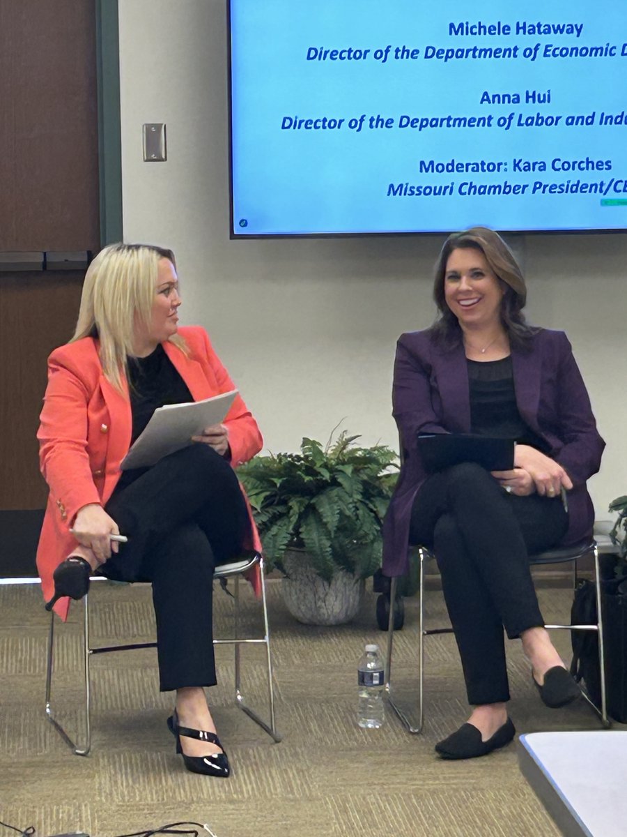 MoEcoDevo's tweet photo. #TeamDED's Director Michelle Hataway enjoyed participating in a Missouri2030 panel, sharing how the state's economic vision is helping position #MO for growth. Communities and businesses continue to prosper from our partnership with the @MissouriChamber's Foundation Board. https://t.co/HUF52YXkxN