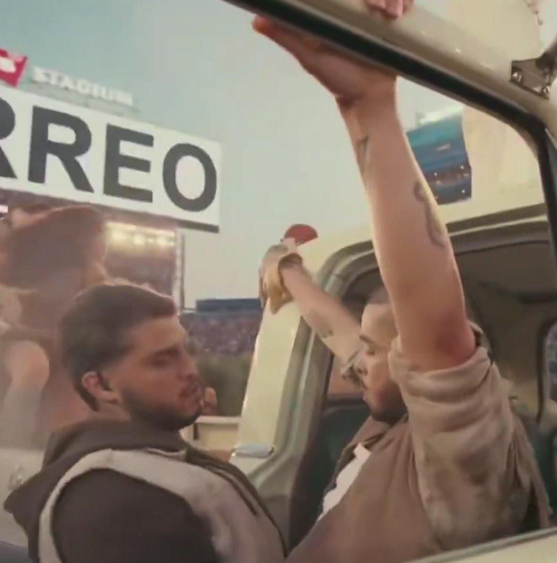 hemultiplyus's tweet image. "love the Lord Jesus Christ"