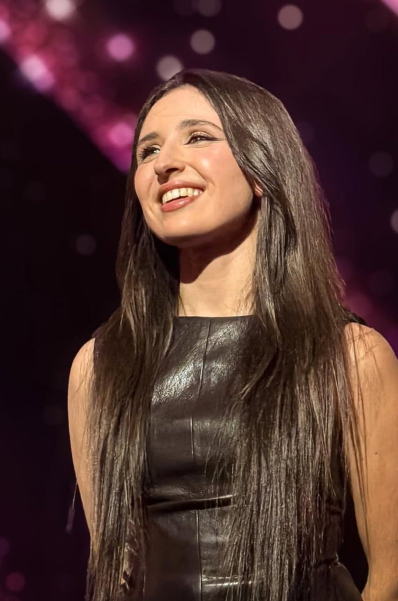 Clarouche 🐆 tweet media