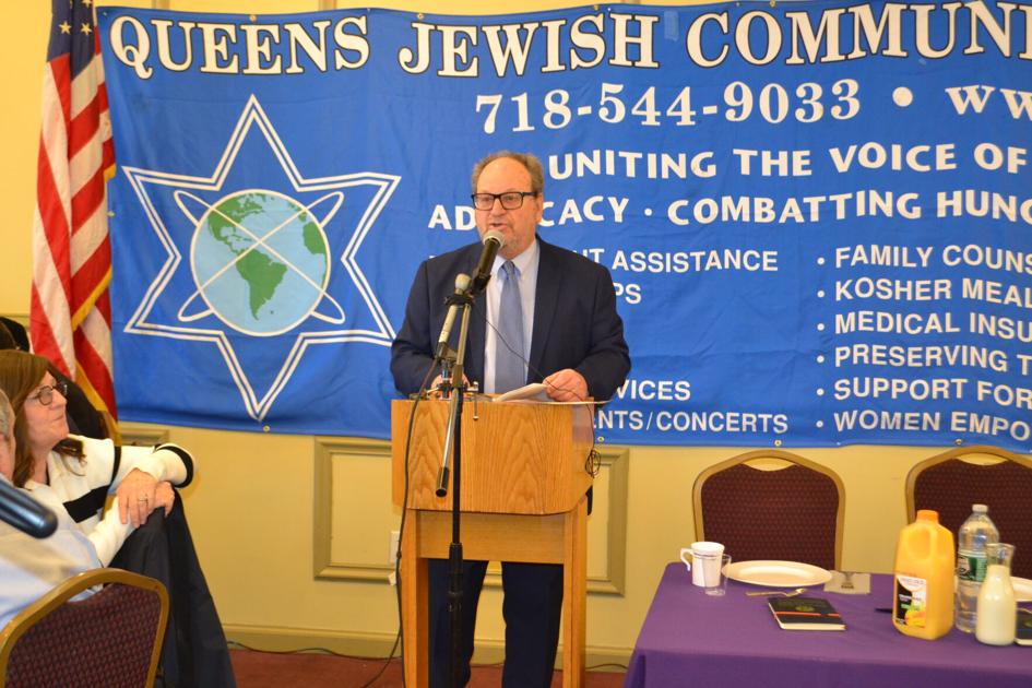 Queens Chronicle tweet media