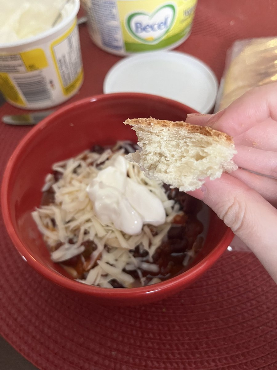 Dana Gricken says be kind! tweet media