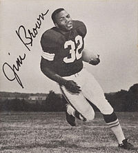URDailyHistory's tweet image. 17 Feb 1936: NFL #football Hall of Famer Jim Brown is born in St. Simons, Georgia. He played nine years for the #Cleveland Browns. Before that he went to #Syracuse University where he excelled in lacrosse, basketball, track and, of course, football. #History #OTD #NFL #ad