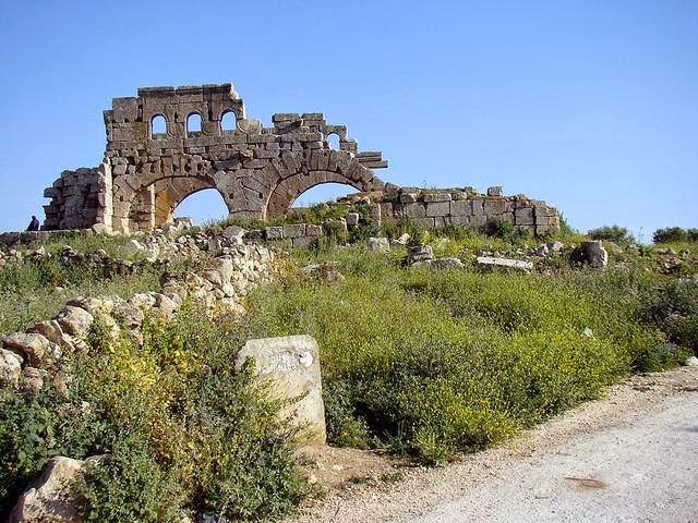 9 febbraio: memoria di San Marone, monaco di Siria: All'intercessione di San Marone affidiamo oggi la pace di tutta la regione siro-libanese
oraprosiria.blogspot.com/2015/02/9-febb…
