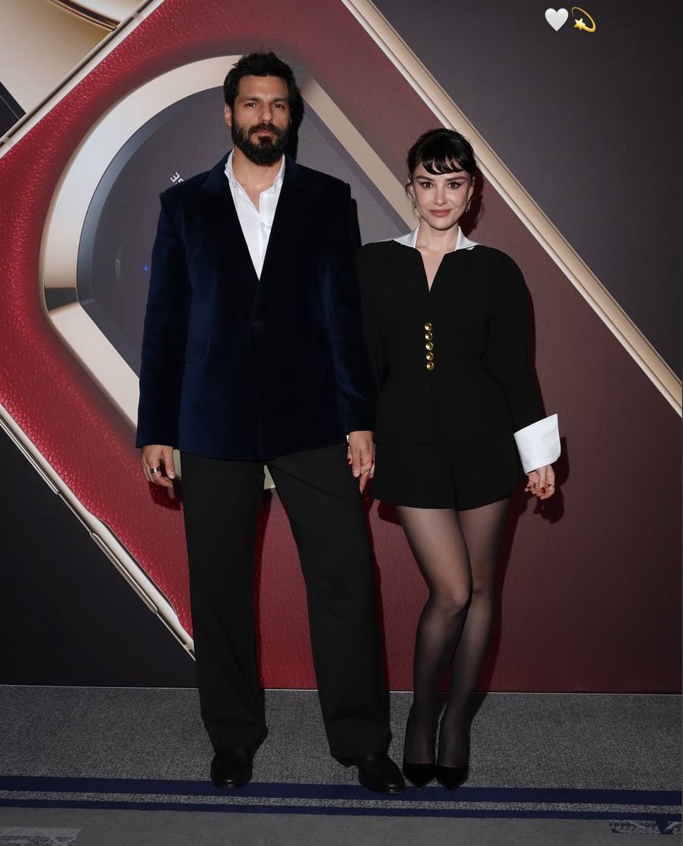 Özge Gürel ve Serkan Çayoğlu ❤️

#ÖzSer