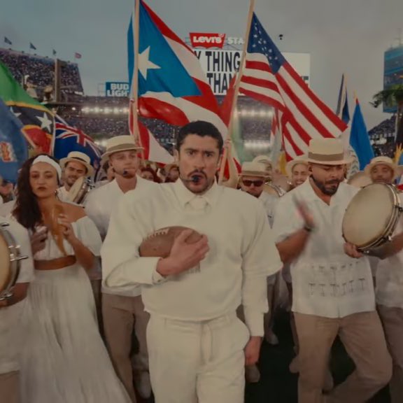 PopBase's tweet image. Bad Bunny’s #SuperBowl performance is the most-viewed halftime show of 2026 on YouTube, with over 30 million views.

It surpasses the “All-American” halftime show by more than 10 million views and counting.