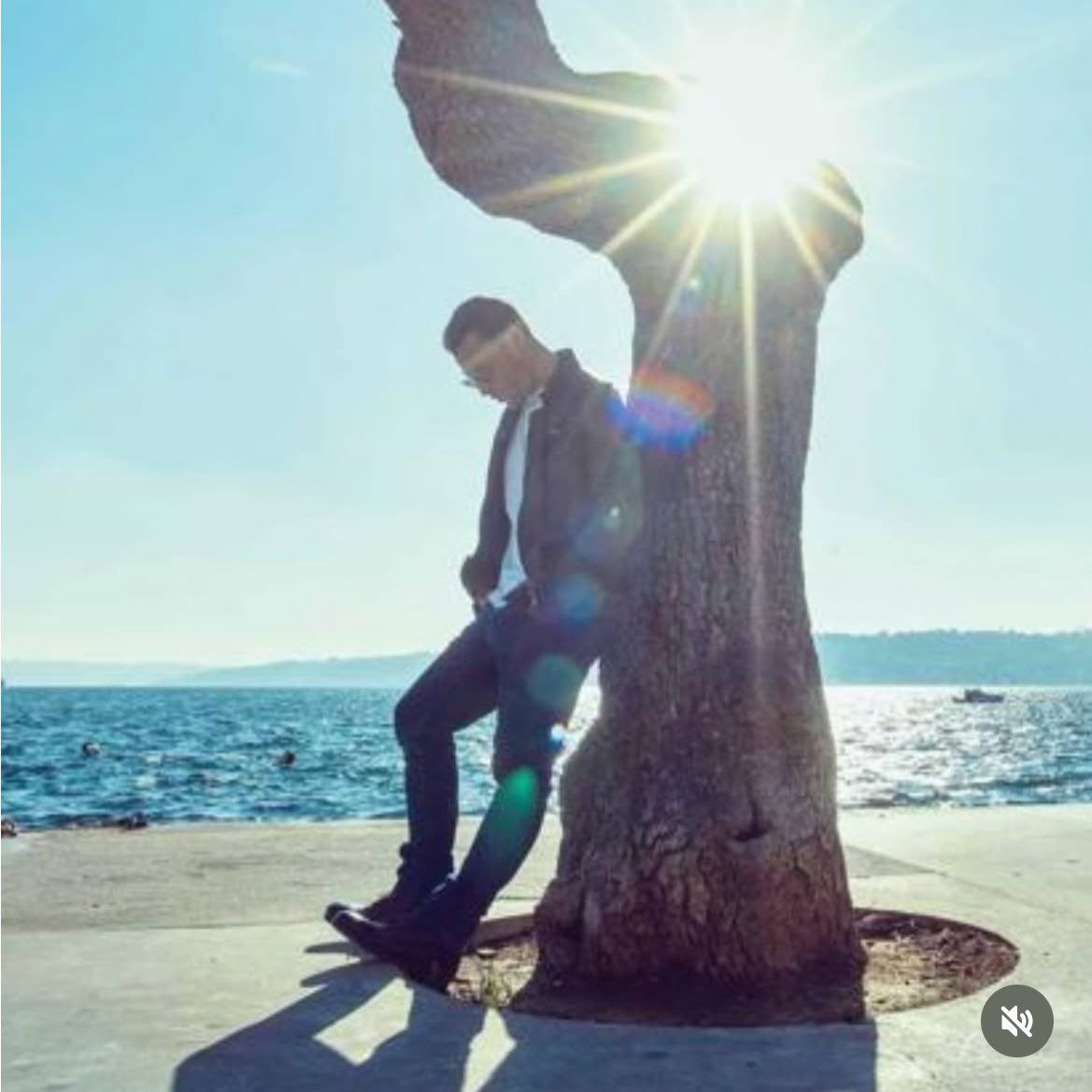 <a href="/stiakero/">Kerostiana (MaviTik;)_TheBursin_fanaccount💙🏔️</a> Today’s mood: KeremB and the sea 🌊

#KeremBürsin