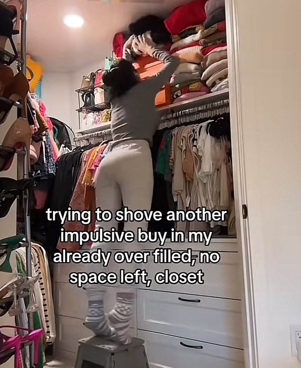 eliza___v's tweet image. i’m just a girl