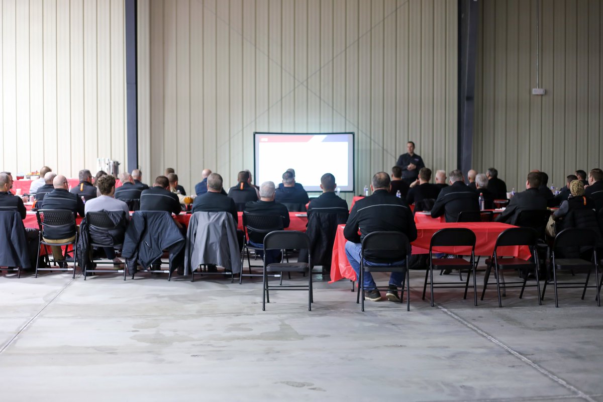 AbsoluteMachineTools tweet media