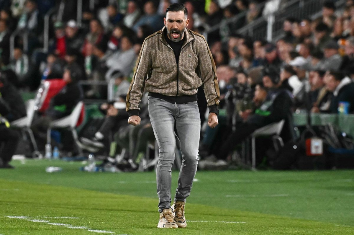 Capitán, si el barco se hunde, yo me quedo contigo.