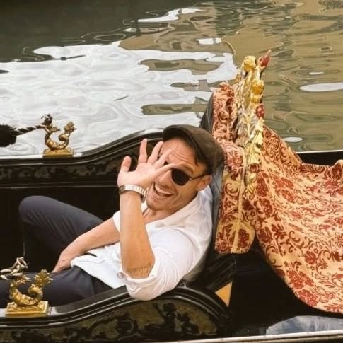 <a href="/stiakero/">Kerostiana (MaviTik;)_TheBursin_fanaccount💙🏔️</a> Today’s mood: KeremB and the sea 🌊

#KeremBürsin