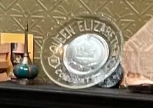 NeedlesWitches's tweet photo. Having far too much fun looking at BTS of 35 PR to actually be doing what I meant to do 😬, but did we know George has "Queen Elizabeth" &amp; "George the Sixth" glass bowls in his room?😳
(Comparison from https://t.co/kIUAi0yhZJ &amp; eBay.)

#LockNationRandomKindness
#SaveLockwoodAndCo https://t.co/ZkEhx54eCI