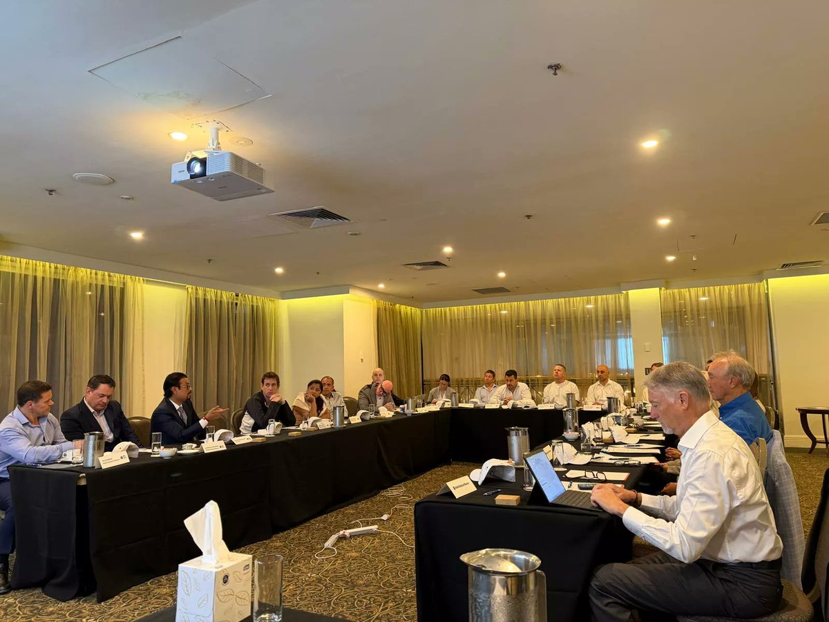 Allan Hall Business Advisors tweet media