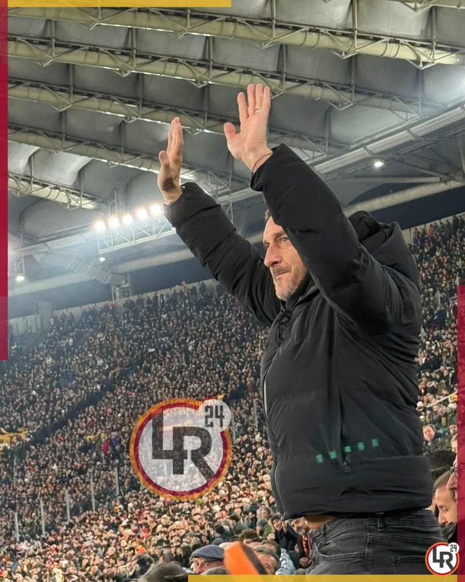 Cagliari maçını seyretmeye Olimpico’ya gelen Totti’nin kendisi için tutulan tezahürata tepkisi:

“…un Capitano, c'è solo un Capitano…”

(…tek Kaptan, sadece tek bir Kaptan var…)