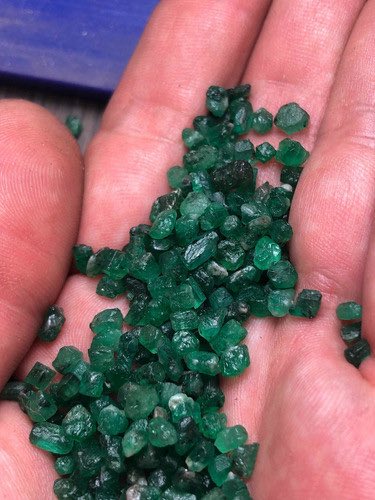 Primero fue el “robo del siglo” contra el Banco de la República Oriental del Uruguay. Después, el objetivo pasó a ser el BBVA Uruguay. Más tarde, “podrían ser los tres bancos”. Luego apareció la droga en el puerto y ahora, en silencio empieza a tomar forma otra posibilidad que