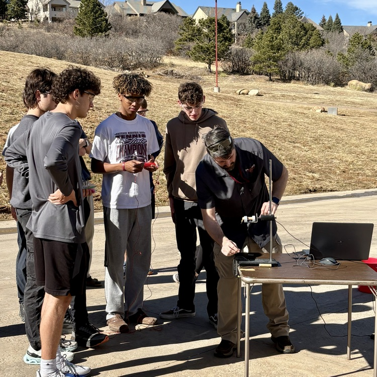 cmsd12's tweet image. Mr. Peter's CMHS Aerospace Engineering class taking advantage of today's Colorado weather to test rocket thrust.