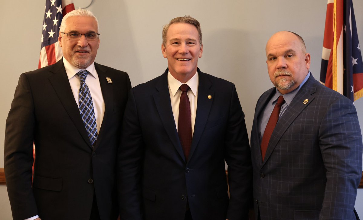 Ohio has more than 5,000 miles of rail. As we’re reminded of the tragedy in East Palestine, ensuring our rail freight operates safely is more important than ever.

I had a great meeting with Teamsters Rail Conference President Mark Wallace to talk about how we can do just that.