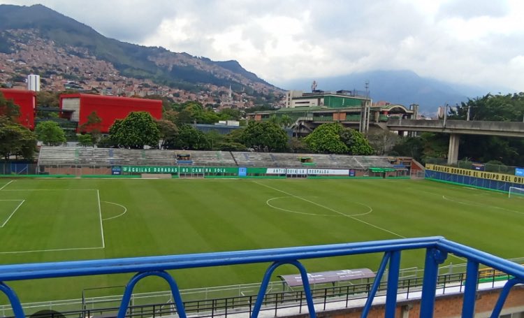 PolloUribe10's tweet image. #RinconAuriverde
#AplazamientoAuriverde
🚨ATENCIÓN🚨
Me confirman desde #Medellin que el partido programado para el domingo (Fecha 7) @AguilasDoradas 🆚 @ABucaramanga se aplaza por el evento *TOMORROWLAND* en la Unidad Deportiva Cincuentenario.