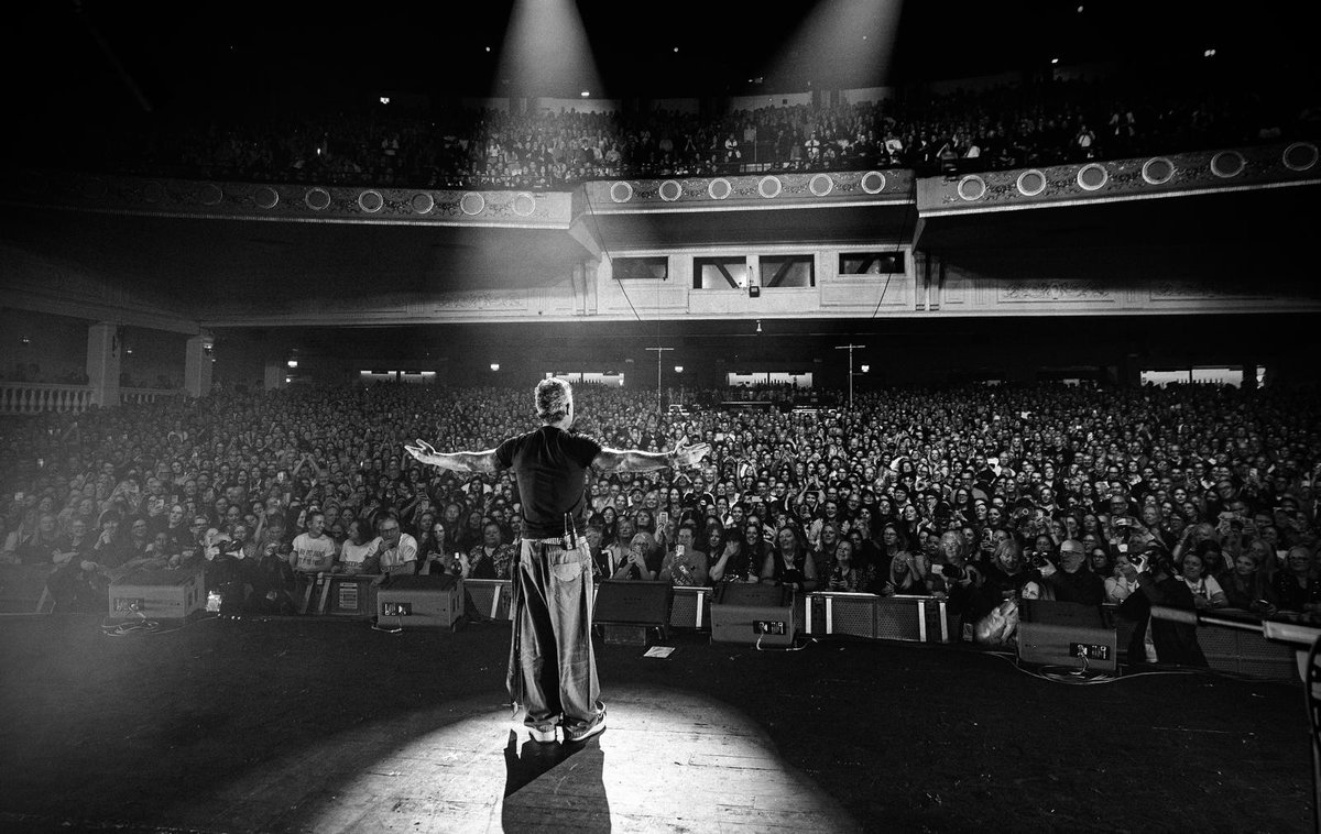 LONG 90’S // BRIXTON // 8th FEBRUARY 2026

📸 Charlie Lightening