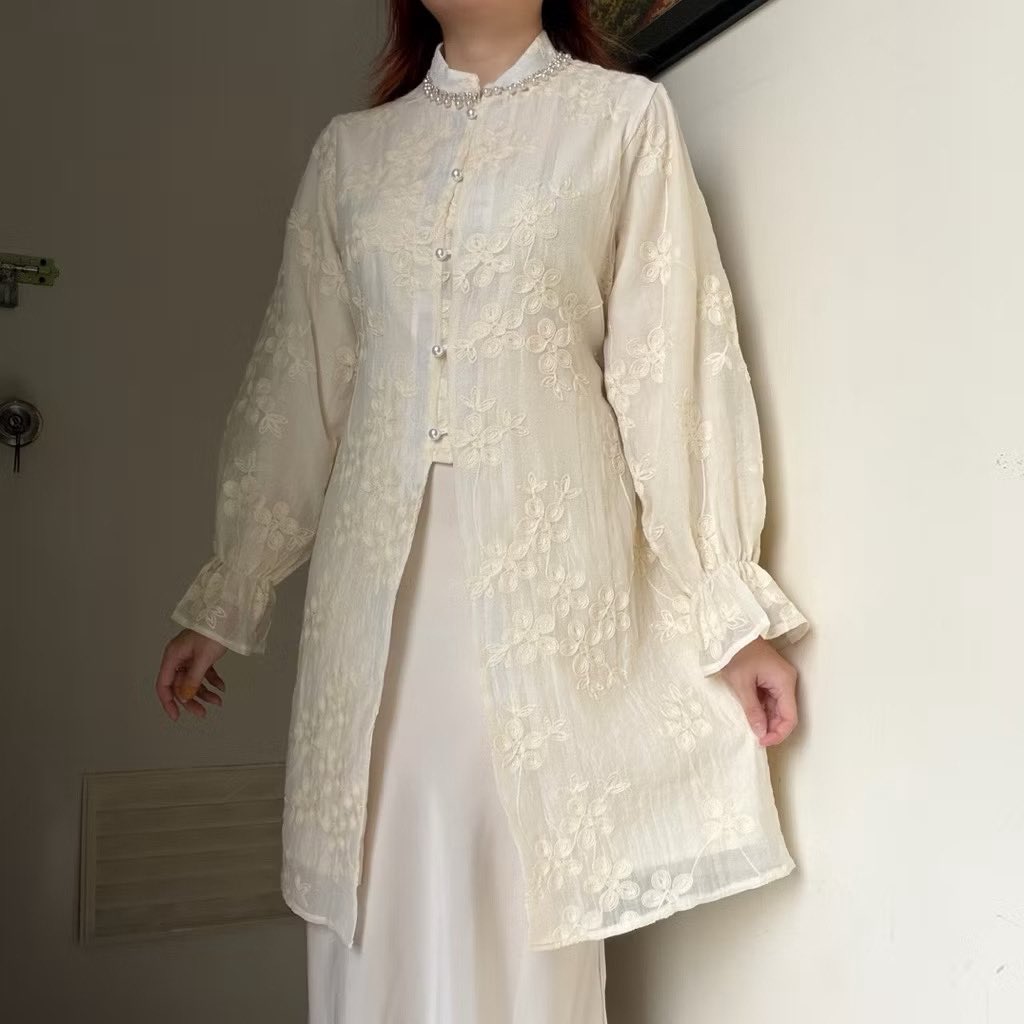 rekomendasi tunik cream lebaran🌙✨

A thread