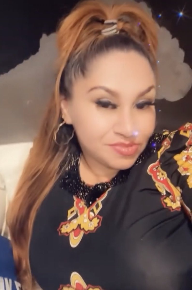 𝕩 منه 𝕩  tweet media