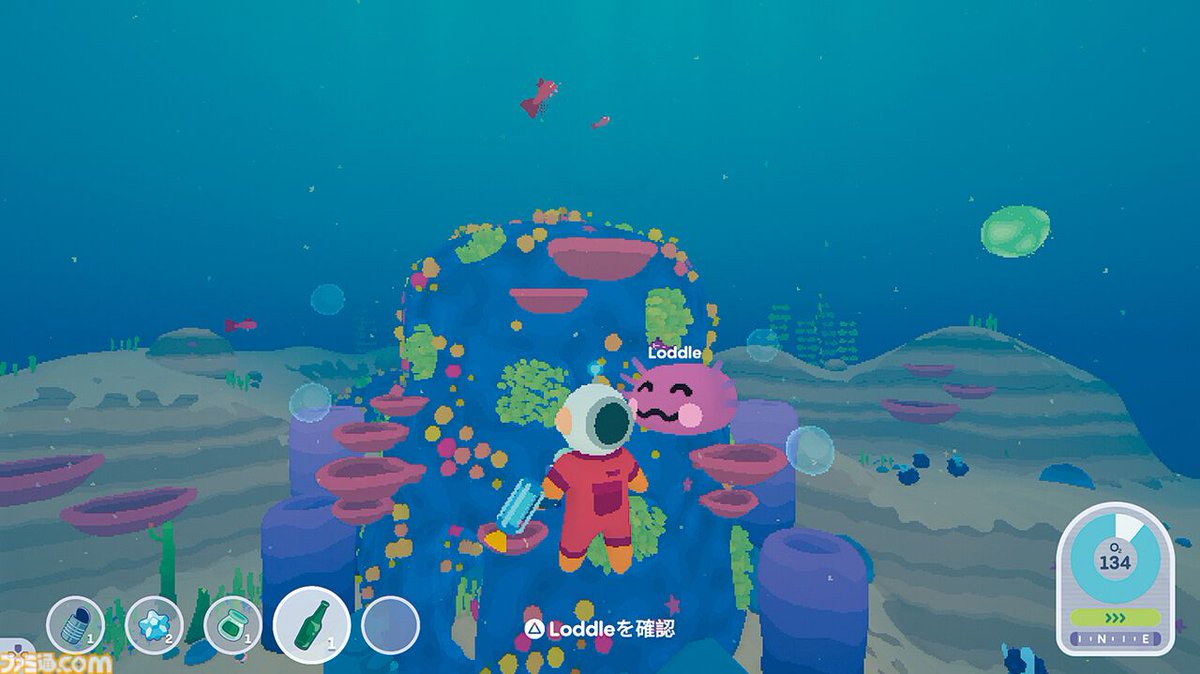 famitsu's tweet photo. 海洋惑星“おそうじ”オープンワールドアドベンチャー『Loddlenaut』【とっておきインディー】
https://t.co/HP71Hiwo50

“星間宇宙清掃人”として、汚染された惑星の環境を改善しよう。ウーパールーパーみたいなかわいい生き物“ルードル”の保護と育成もやりがいアリ。 https://t.co/bKasuxV016