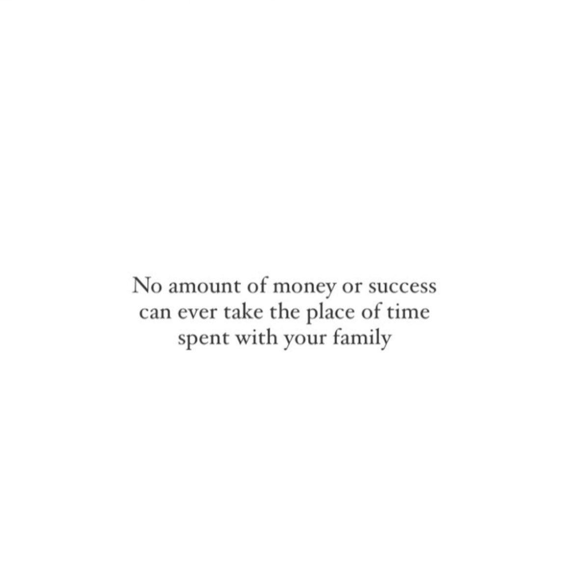 jayo704's tweet photo. family 💙🖤 https://t.co/OB8UifbkLp