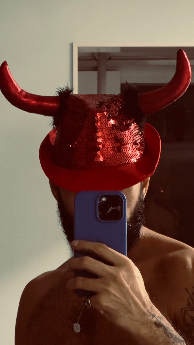 capricorniano32's tweet photo. 😈🔥 https://t.co/4fDHxrGKCN