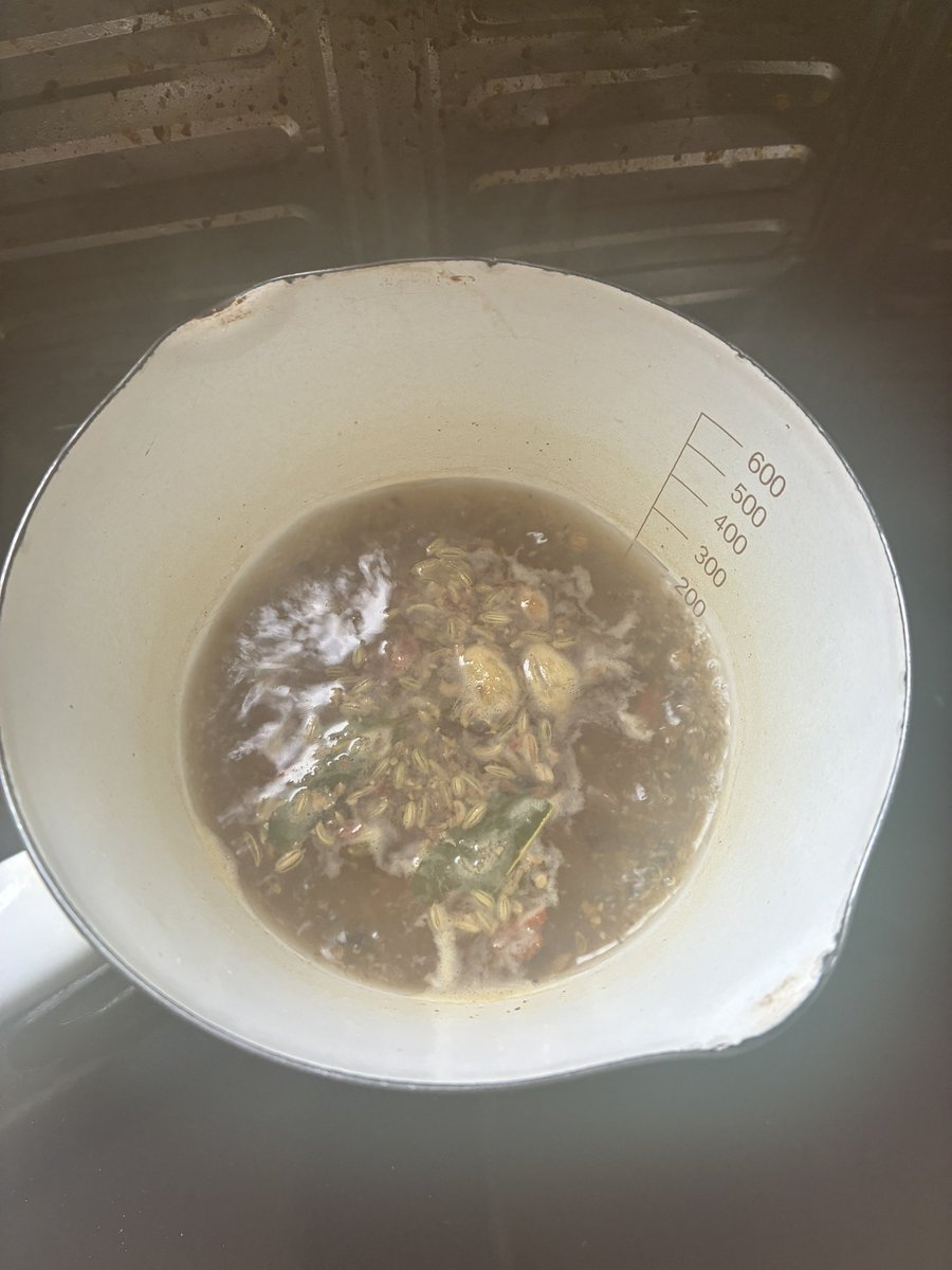 チャイの茶葉がビューリーズからキャンベルズにかわりました。相性が素晴らしいのでスパイスをいろいろ試してます。4月から値上げ予定なのですが、いまならこれまでの値段です、ぜひお試しください