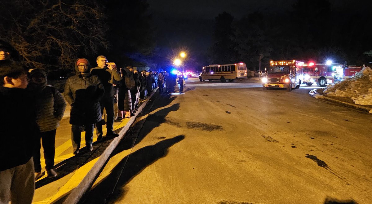 Adam Van Grack tweet media