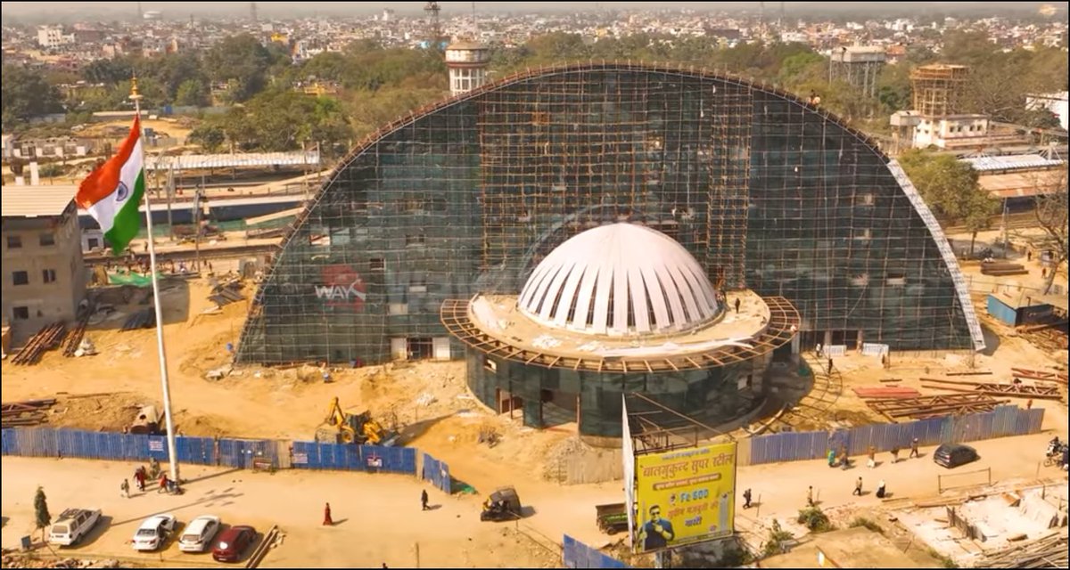 Kya Curve Hai <a href="/narendramodi/">Narendra Modi</a>
<a href="/PMOIndia/">PMO India</a>

Lag rha kisi andhe local Rajmistri se banwaya hai