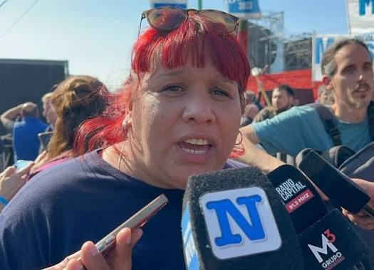 J҉U҉L҉I҉A҉N҉' tweet media