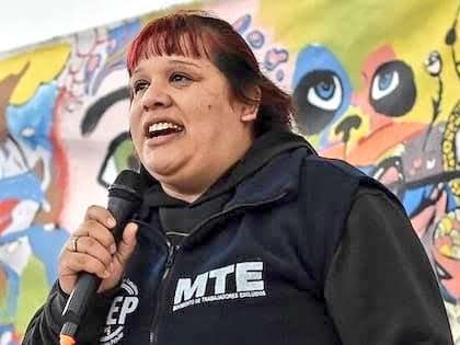 J҉U҉L҉I҉A҉N҉' tweet media