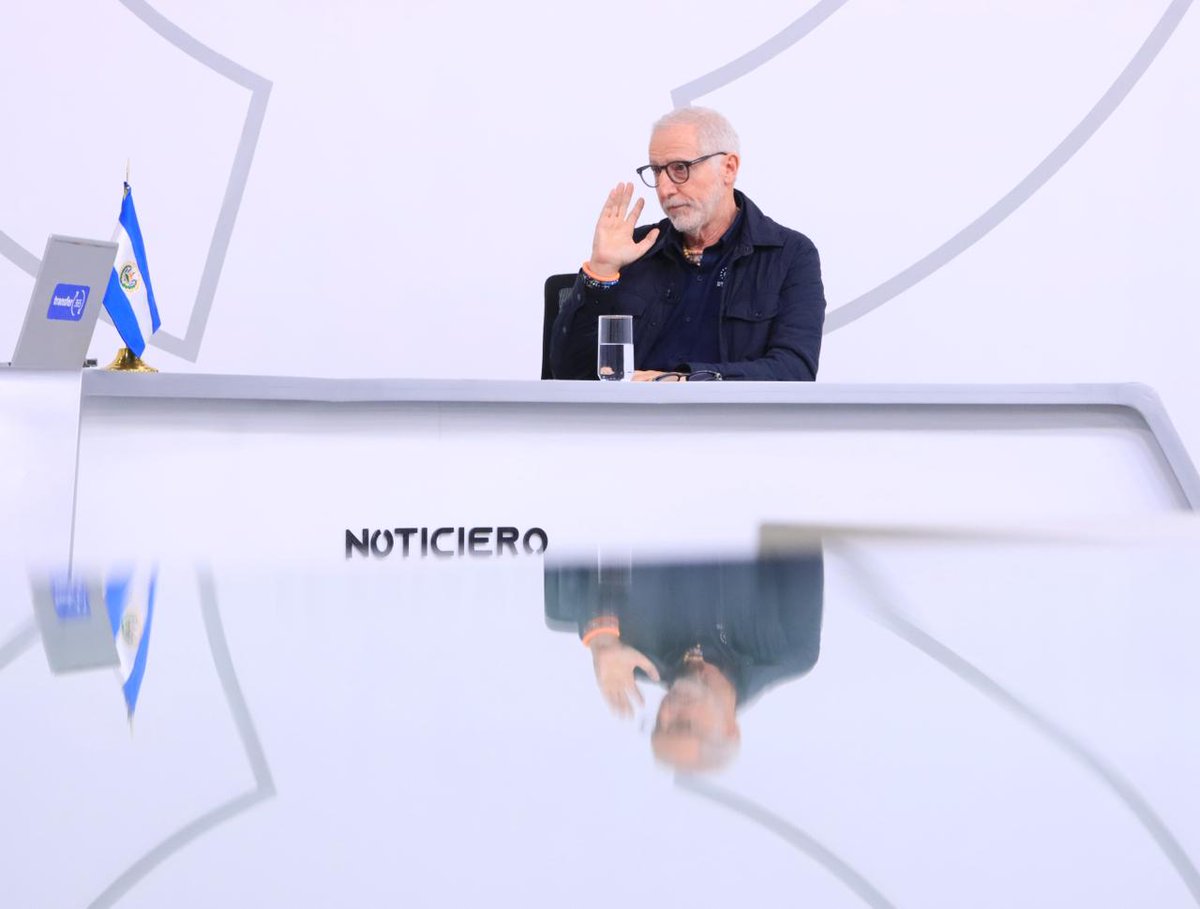 "Esto es una transformación social y cultural para el país: hoy hay 18 mil jóvenes formándose en distintas instituciones, cuando antes solo accedían quienes podían pagar o algunos becados", afirma el presidente ad honorem de la Dirección de <a href="/integracionsv/">Dirección de Integración</a>, <a href="/AGutmanSV/">Alejandro Gutman</a>.