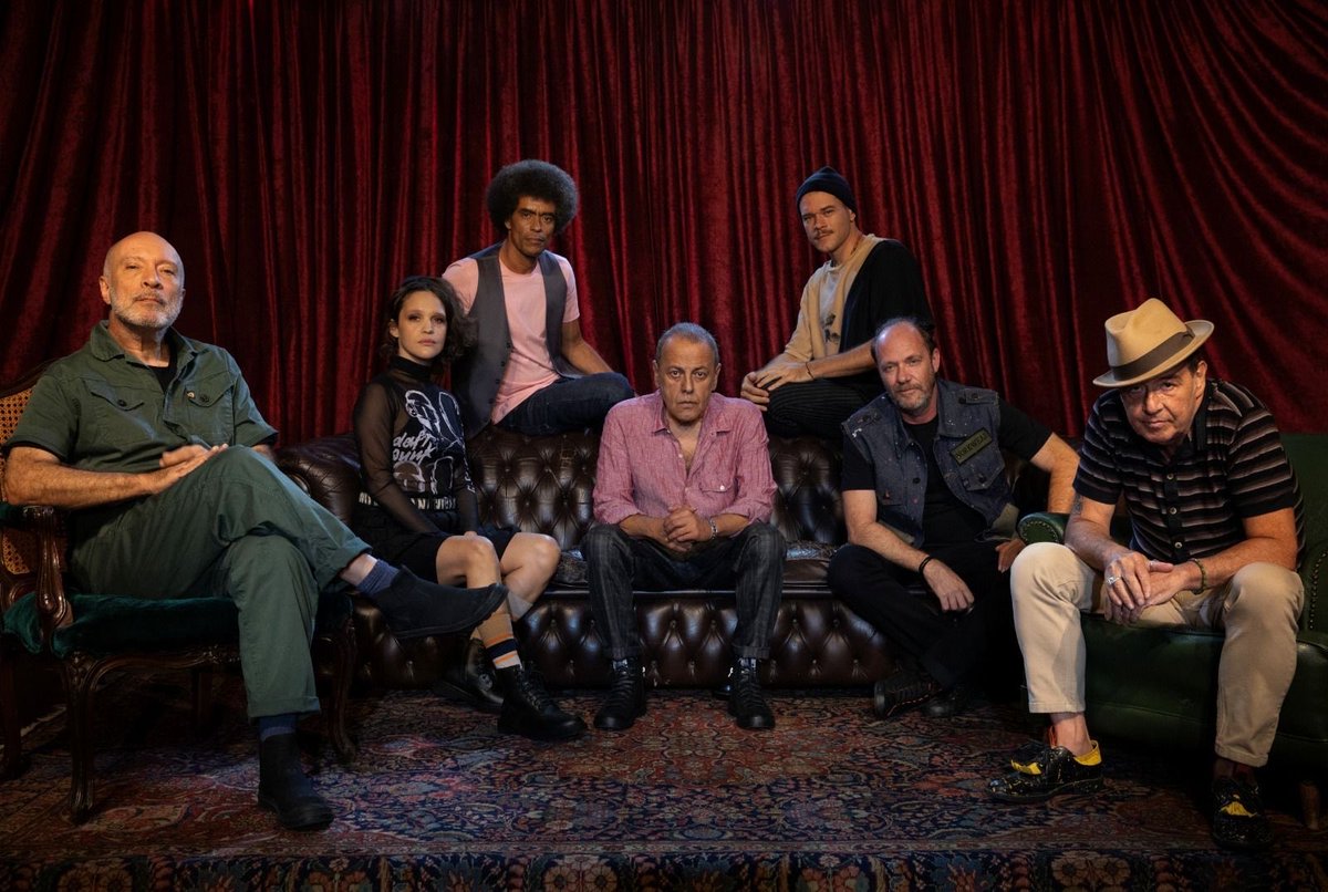clubeoglobo's tweet photo. 🎤 IRA! celebra 20 anos do clássico Acústico MTV com turnê especial no Qualistage. Repertório completo, formato acústico e coro do público do início ao fim 🎶

🎟️ Assinantes do Clube O GLOBO têm 30% OFF em até 4 ingressos

📆 Sex, 13/3 

👉 https://t.co/voW5HIKkOV https://t.co/WvFA5aH13H