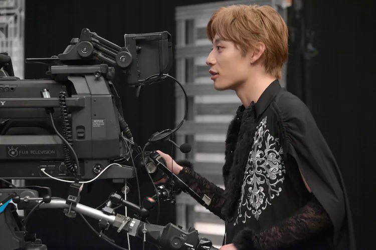 ナタリー様が撮るアロハ様の横顔、ほんま美しい…感謝感謝感謝