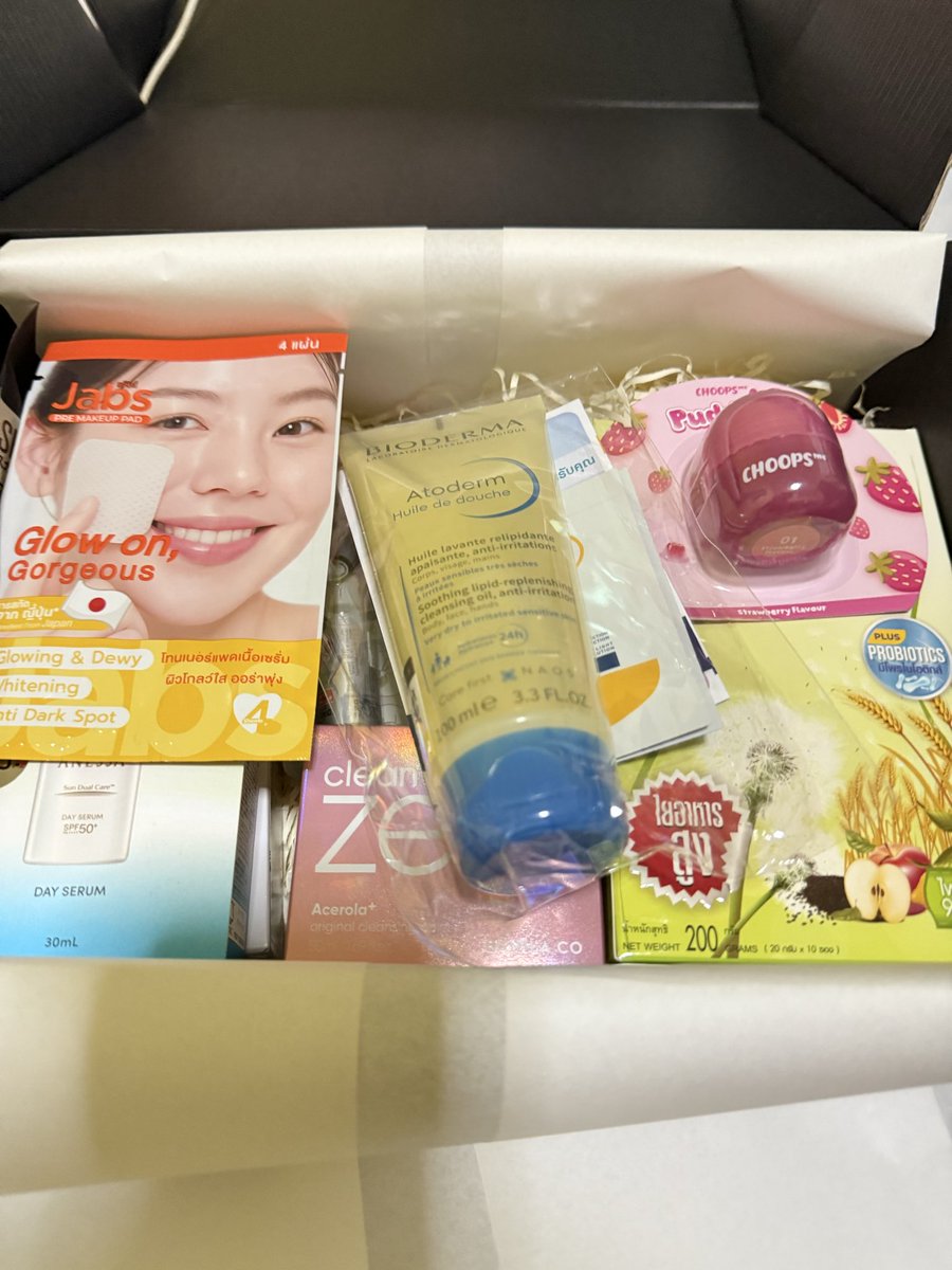 ขอบคุณวัตสันคลับที่มอบ elite Surprise Box🎁นะคะ ประทับใจมากกกกก.ไก่ล้านตัว
#Watsonsclubelite
#สมาชิกวัตสันคลับมีแต่ได้กับได้