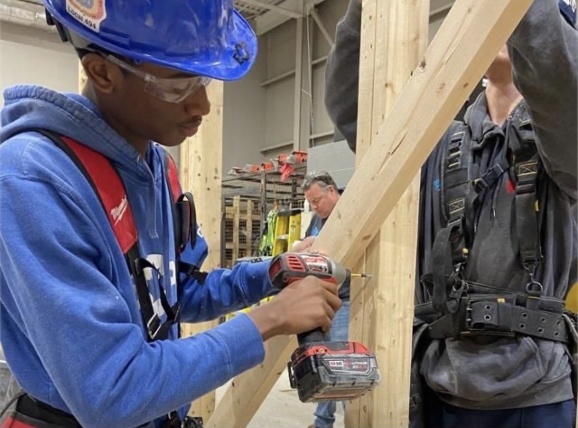 dukeofedcanada's tweet photo. Welcome @UBCBuilt_CRC as a new Collaborative Award Partner. We look forward to building opportunities to highlight and empower participants in trades. https://t.co/dzCwducuDd