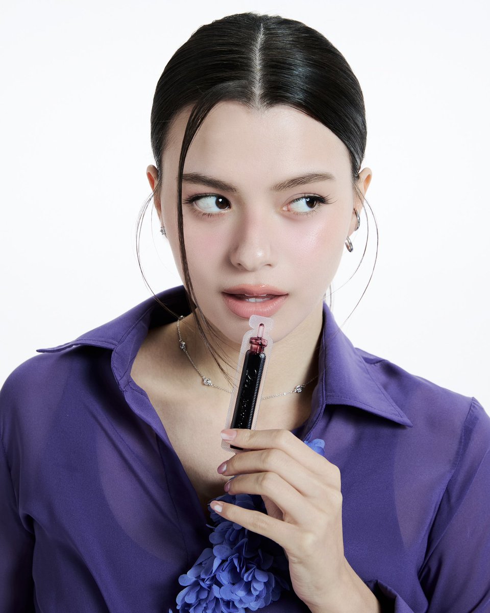 Fernnn_2's tweet image. กรี๊ดดดดดด เฉลยแล้ว 👀
พรีเซนเตอร์คนใหม่ของ BioActive+ Concentrated Liquid Collagen คือ น้องเบคกี้ รีเบคก้า แพทรีเซีย อาร์มสตรอง สวยสมฐามากค่าาา ยินดีด้วยนะคะ 💜✨😍

#BioActivexBecky 
#ConcentratedLiquidCollagen
#BioActiveplus #BioActiveTH
#Beckysangels