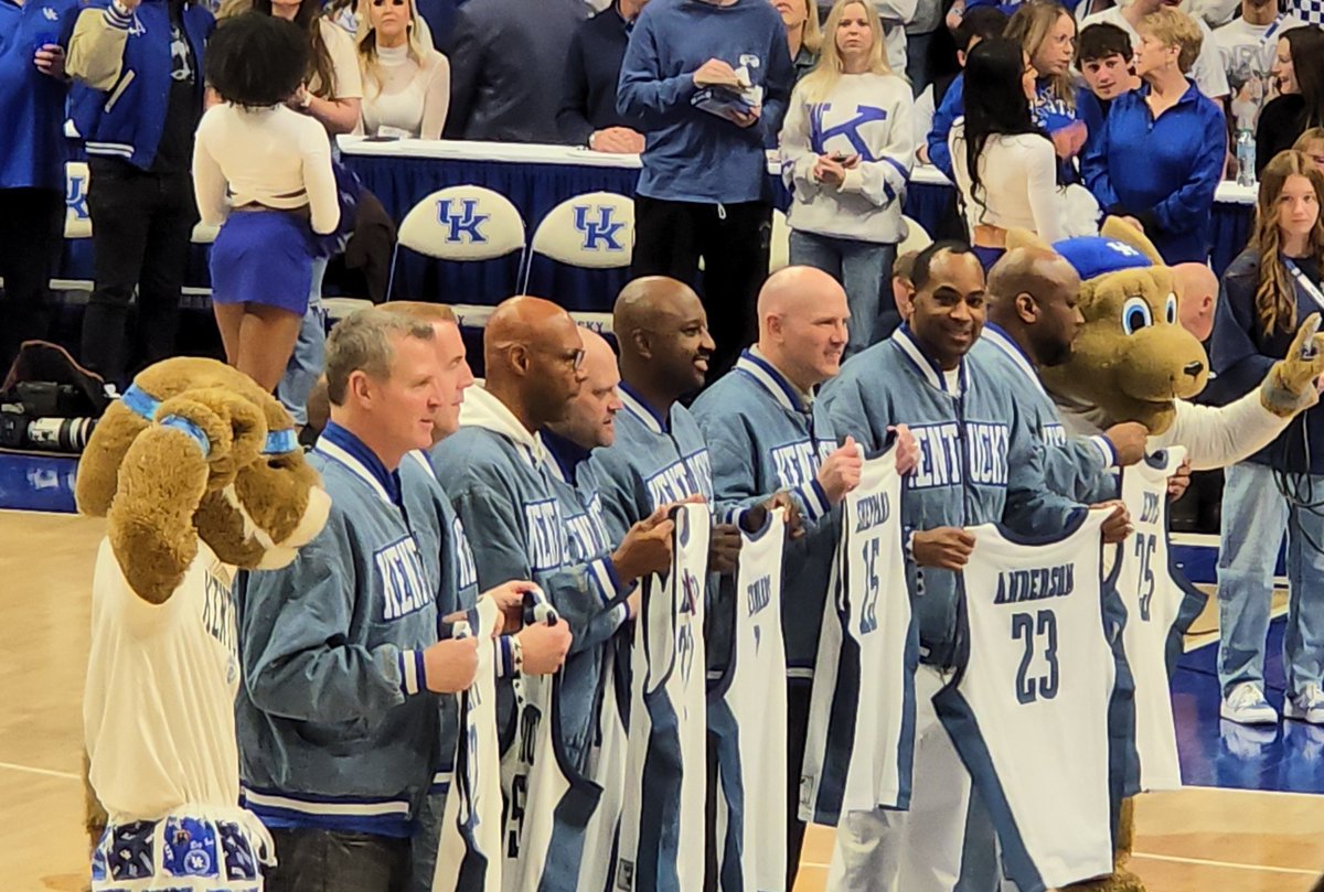 Elwood and Jake tweet media