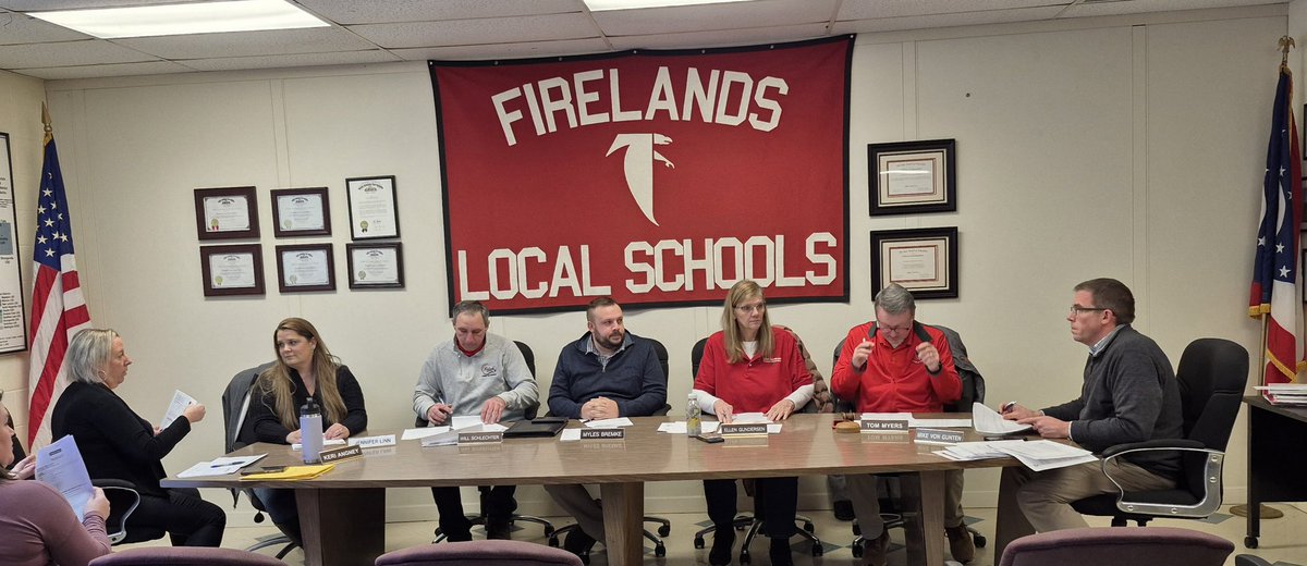 FLSD is proud to welcome Ms. Jennifer Linn to the Firelands School Board! Thank you for your dedication to Firelands!
#FirelandsFalcons