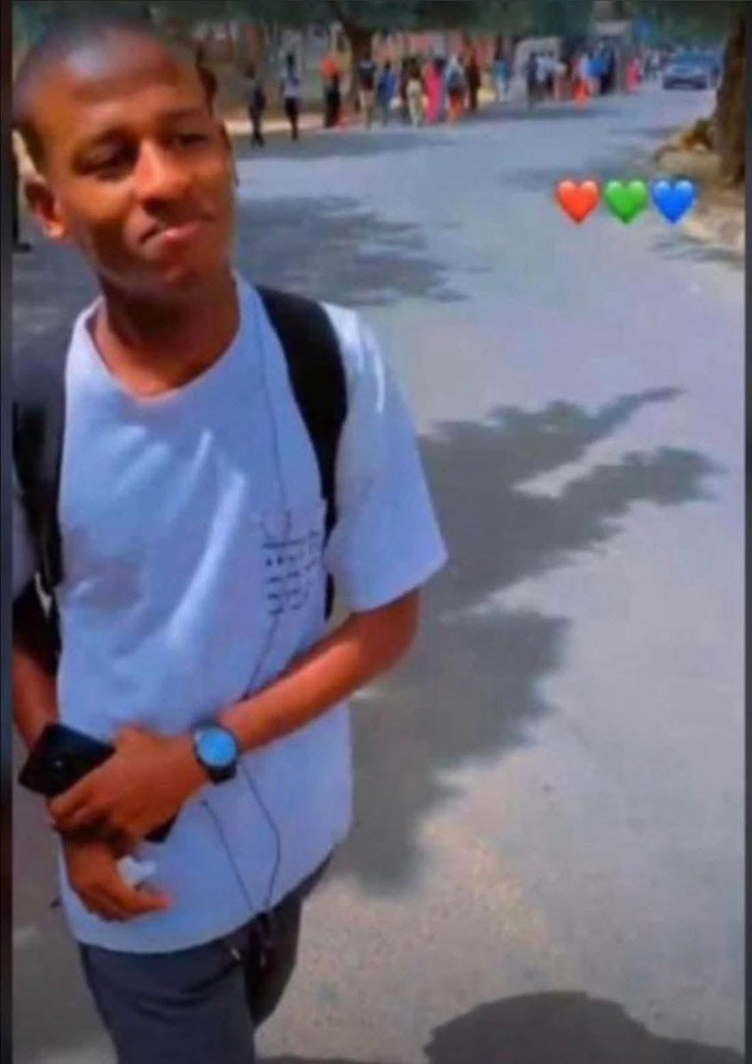 Il rêvait que son pays allait lui offrir meilleur,  l'université lui a offert la mort. Un simple rappel des bourses lui aurait sauvé la vie. 

Reposes en paix Abdoulaye Bâ. 

#UCAD #ETUDIANTS #Violences #Irresponsabilite